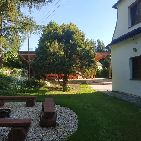 Na Zemi 211, *