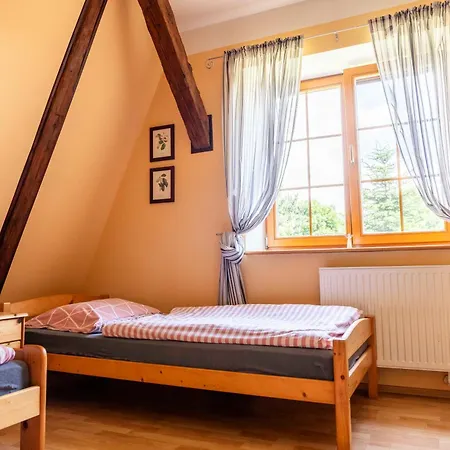 Casa de Férias Na Zemi 211, Andelska Hora (Bruntal)
